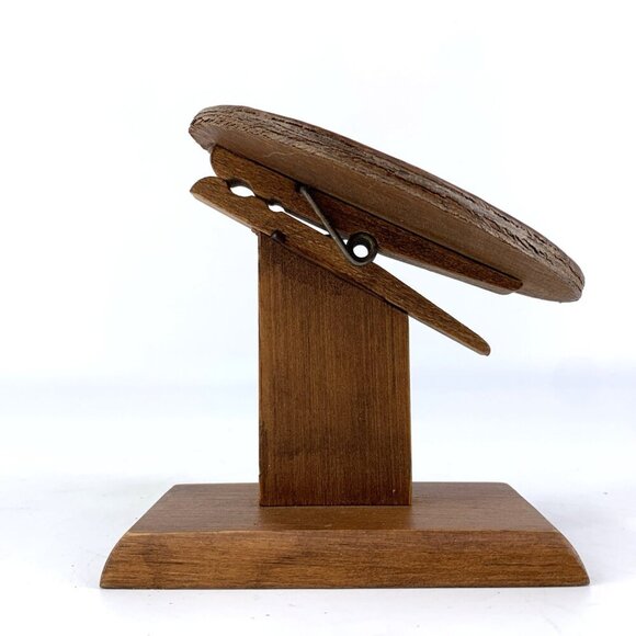 Bratton Woodcraft Owl Recipe Card Holder Note Wooden Clothespin Clip Stand - Picture 4 of 8